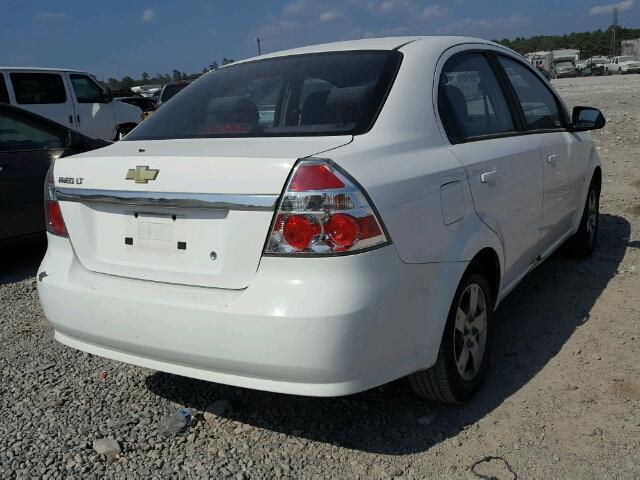 KL1TD56E09B601709 - 2009 CHEVROLET AVEO LS WHITE photo 4