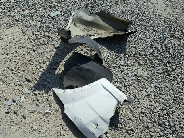 KL1TD56E09B601709 - 2009 CHEVROLET AVEO LS WHITE photo 9