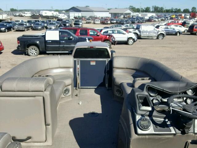 RGR02502K718 - 2018 REAT PONTOON BLUE photo 5