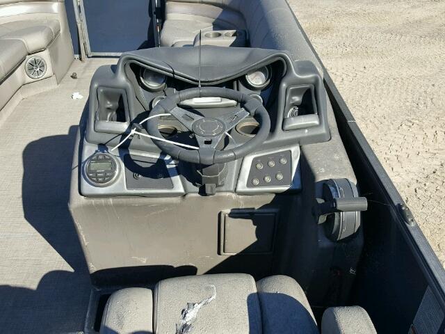 RGR02502K718 - 2018 REAT PONTOON BLUE photo 8