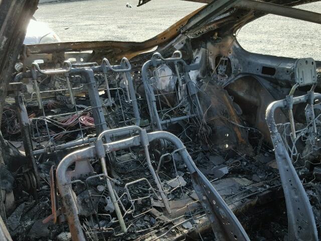 JTKDE177360069603 - 2006 TOYOTA SCION TC 白色 照片 6