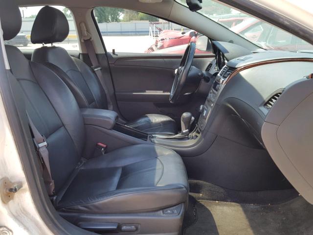 1G1ZE5E14BF213386 - 2011 CHEVROLET MALIBU LTZ 白色 照片 5