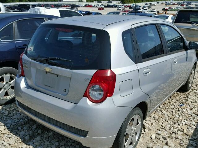 KL1TD6DE6AB116875 - 2010 CHEVROLET AVEO LS SILVER photo 4