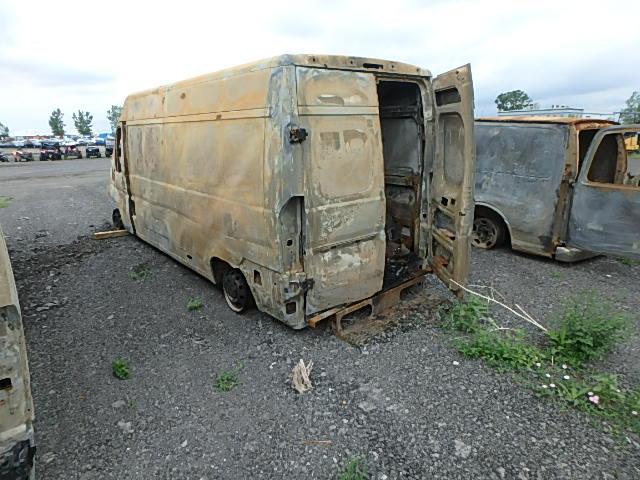 3C6TRVDG4HE511129 - 2017 RAM PROMASTER Yanmış foto 3