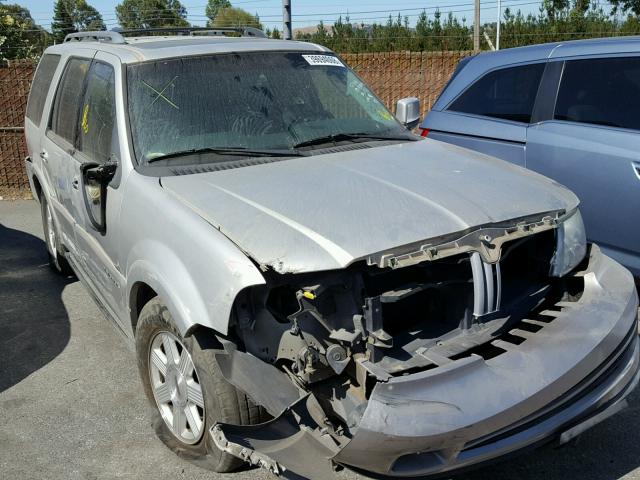 5LMFU27505LJ03526 - 2005 LINCOLN NAVIGATOR 银色 照片 1