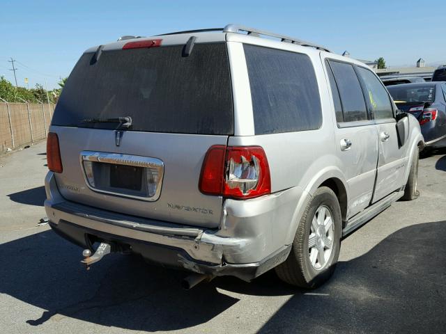 5LMFU27505LJ03526 - 2005 LINCOLN NAVIGATOR 银色 照片 4