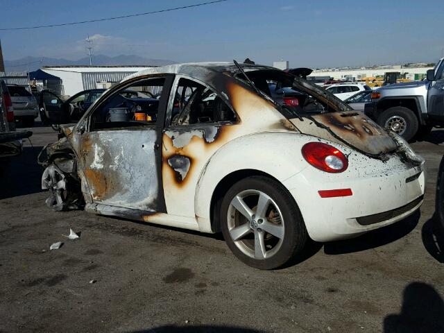 3VWFW31C98M518214 - 2008 VOLKSWAGEN NEW BEETLE 烧焦的 照片 3