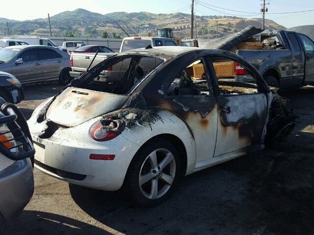 3VWFW31C98M518214 - 2008 VOLKSWAGEN NEW BEETLE 烧焦的 照片 4