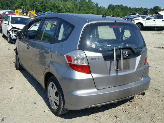 JHMGE88279S025031 - 2009 HONDA FIT GRAY photo 3