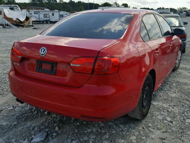 3VW2K7AJ3EM308560 - 2014 VOLKSWAGEN JETTA BASE RED photo 4