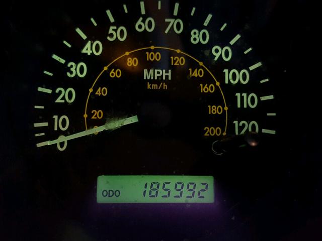 KL1TD66607B758622 - 2007 CHEVROLET AVEO BASE Pomarańczowy zdjęcie 8