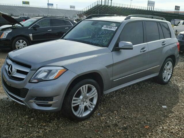 WDCGG5HB3DG066739 - 2013 MERCEDES-BENZ GLK SILVER photo 2