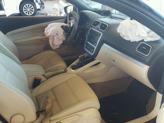 WVWBW7AH0CV001824 - 2012 VOLKSWAGEN EOS KOMFOR შავი ფოტო 5