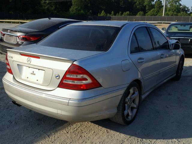 WDBRF52H67F892170 - 2007 MERCEDES-BENZ C 230 SILVER photo 4