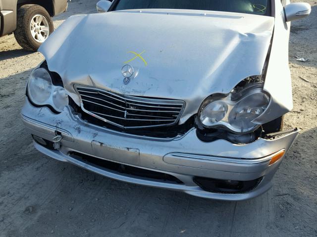 WDBRF52H67F892170 - 2007 MERCEDES-BENZ C 230 SILVER photo 9