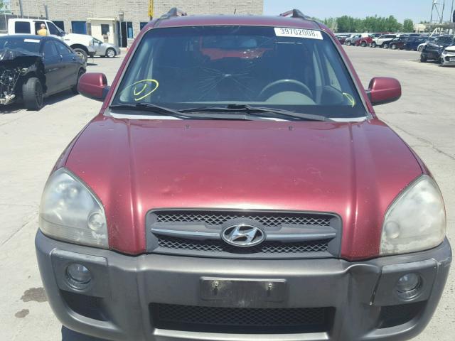 KM8JN72D16U372829 - 2006 HYUNDAI TUCSON GLS MAROON photo 9