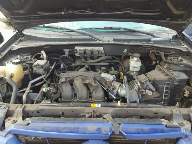 4F2CZ06135KM54113 - 2005 MAZDA TRIBUTE BLUE photo 7