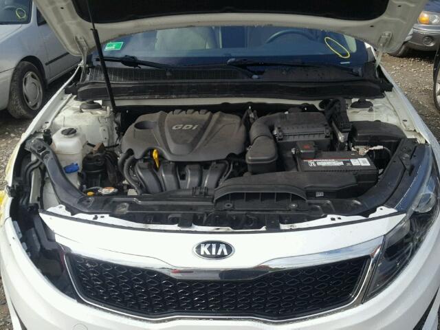 KNAGM4A74D5394677 - 2013 KIA OPTIMA LX WHITE photo 7