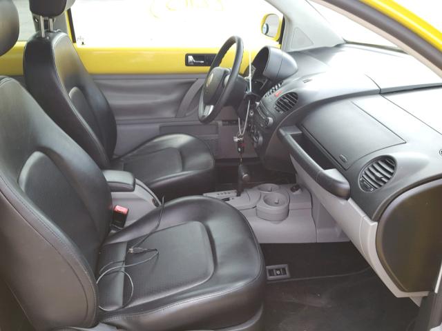 3VWCK31C85M417157 - 2005 VOLKSWAGEN NEW BEETLE 黄色 照片 5