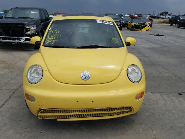 3VWCK31C85M417157 - 2005 VOLKSWAGEN NEW BEETLE 黄色 照片 9