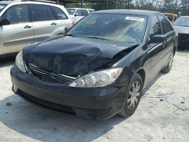 4T1BE32KX5U044027 - 2005 TOYOTA CAMRY BLACK photo 2