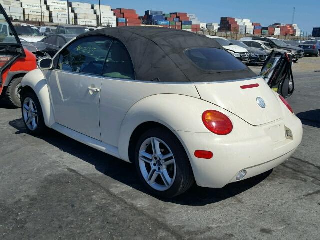 3VWCD31Y35M369251 - 2005 VOLKSWAGEN NEW BEETLE 奶油色 照片 3