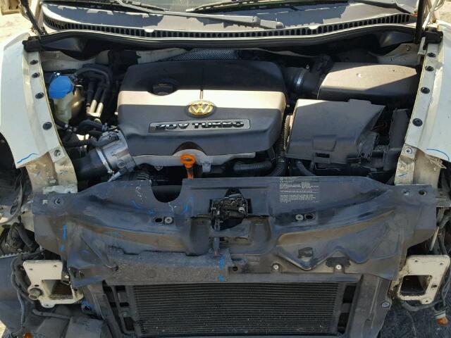 3VWCD31Y35M369251 - 2005 VOLKSWAGEN NEW BEETLE 奶油色 照片 7