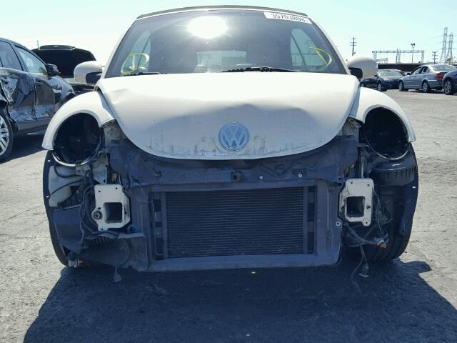 3VWCD31Y35M369251 - 2005 VOLKSWAGEN NEW BEETLE 奶油色 照片 9