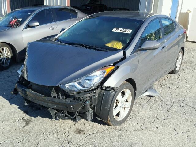 5NPDH4AE0DH260919 - 2013 HYUNDAI ELANTRA GL GRAY photo 2