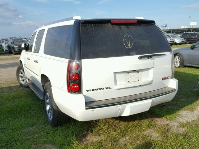 1GKFK66858J202850 - 2008 GMC YUKON XL D WHITE photo 3