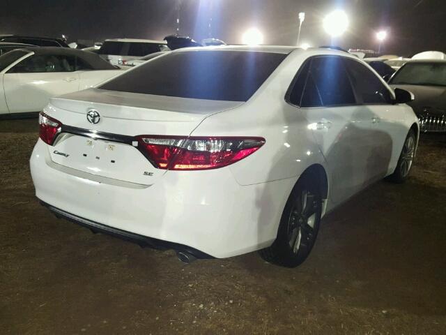 4T1BF1FK4GU165778 - 2016 TOYOTA CAMRY WHITE photo 4