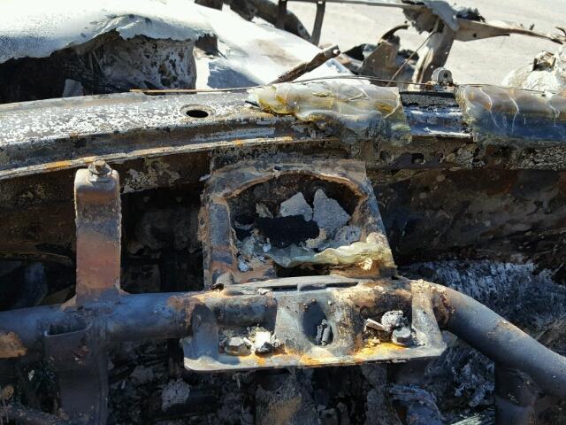 WDBNG70J54A390725 - 2004 MERCEDES-BENZ S BURN photo 8