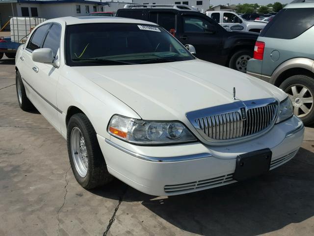 1LNHM82W95Y639117 - 2005 LINCOLN TOWN CAR S WHITE photo 1