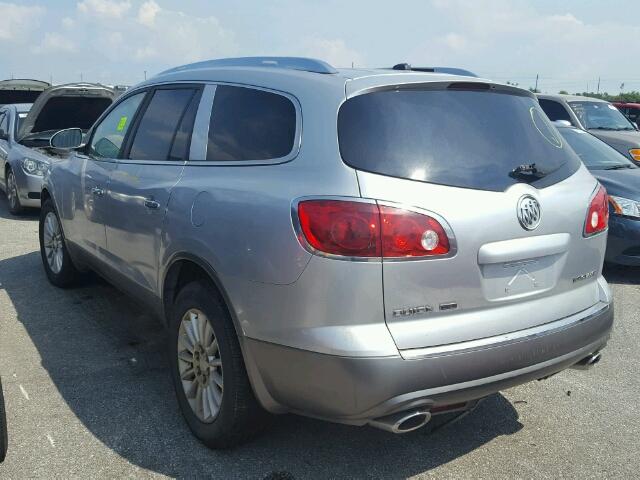 5GAER23D79J104564 - 2009 BUICK ENCLAVE SILVER photo 3