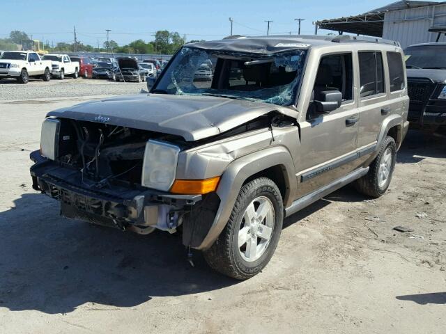 1J8HH48N46C248481 - 2006 JEEP COMMANDER GOLD photo 2