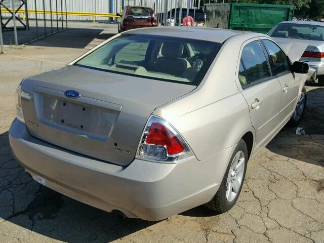 3FAHP07107R112603 - 2007 FORD FUSION SE GOLD photo 4