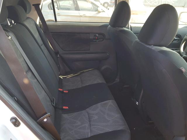 JTLZE4FE6FJ069236 - 2015 TOYOTA SCION XB Silber Foto 6