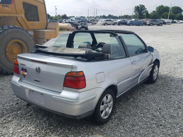 3VWDC21V12M806120 - 2002 VOLKSWAGEN CABRIO GLX 银色 照片 4