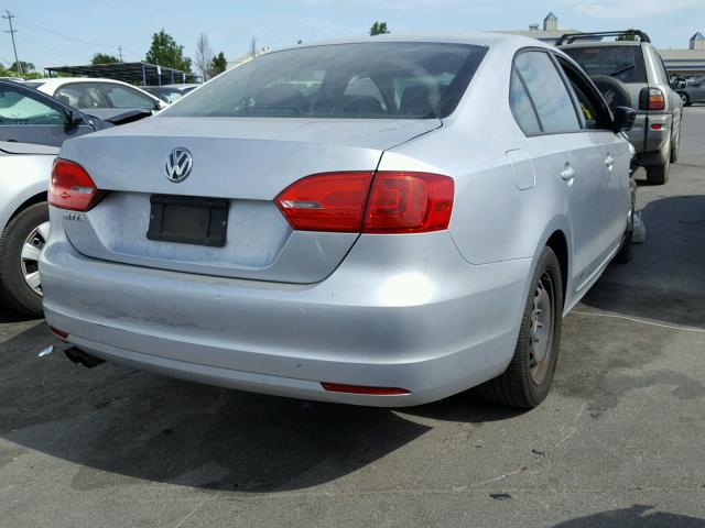 3VW2K7AJ7CM394730 - 2012 VOLKSWAGEN JETTA BASE Արծաթագույն լուսանկար 4