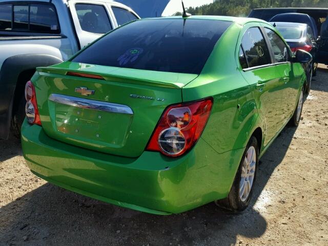 1G1JC5SH5E4240584 - 2014 CHEVROLET SONIC GREEN photo 4