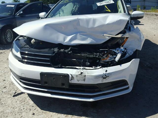 3VW2K7AJ6FM204212 - 2015 VOLKSWAGEN JETTA BASE WHITE photo 9