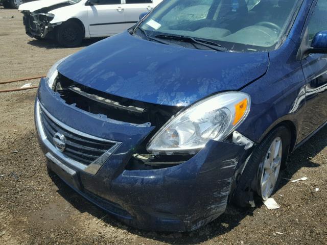 3N1CN7AP2EL855878 - 2014 NISSAN VERSA BLUE photo 9