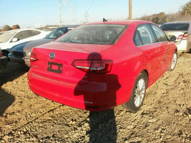 3VWD07AJXFM341474 - 2015 VOLKSWAGEN JETTA SE RED photo 4