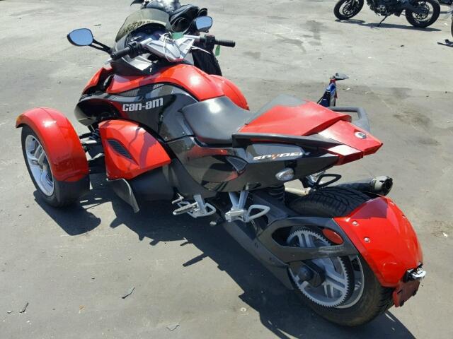 2BXJAXA129V001193 - 2009 CAN-AM SPYDER ROA RED photo 3