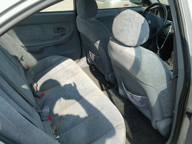 KMHDN45D06U233637 - 2006 HYUNDAI ELANTRA GL SILVER photo 6