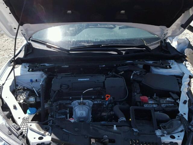 1HGCR2F79GA202599 - 2016 HONDA ACCORD WHITE photo 7