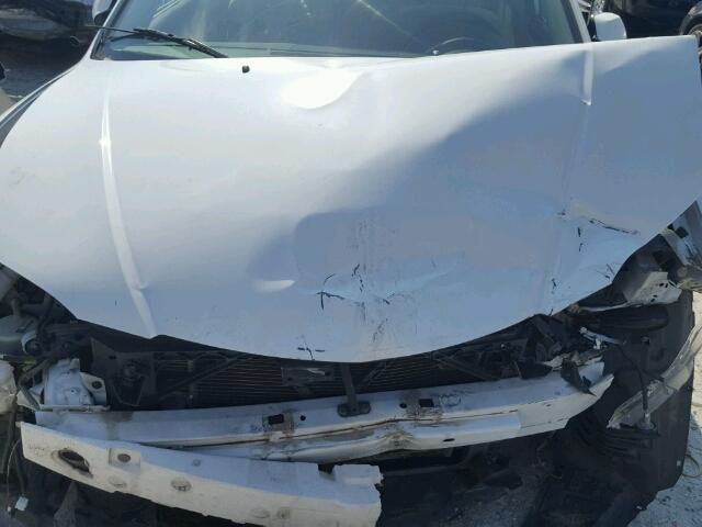 JM1BK12F341209906 - 2004 MAZDA 3 I WHITE photo 7