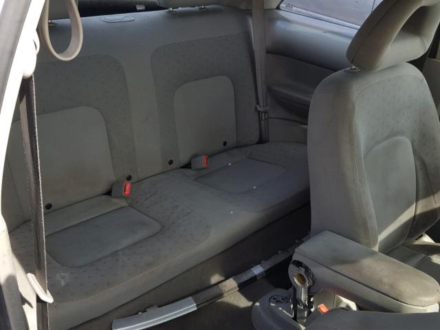 3VWCK21C12M444299 - 2002 VOLKSWAGEN NEW BEETLE 银色 照片 6