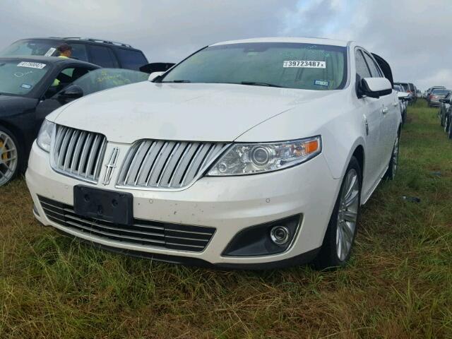 1LNHL9DR3CG803237 - 2012 LINCOLN MKS WHITE photo 2