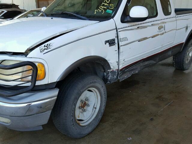 1FTRX18L22NA40500 - 2002 FORD F150 WHITE photo 9